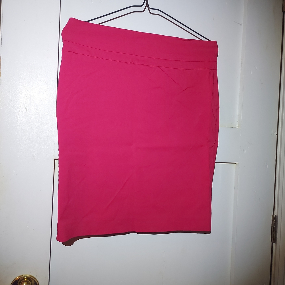 RW&CO. Vibrant Pink Pencil Skirt